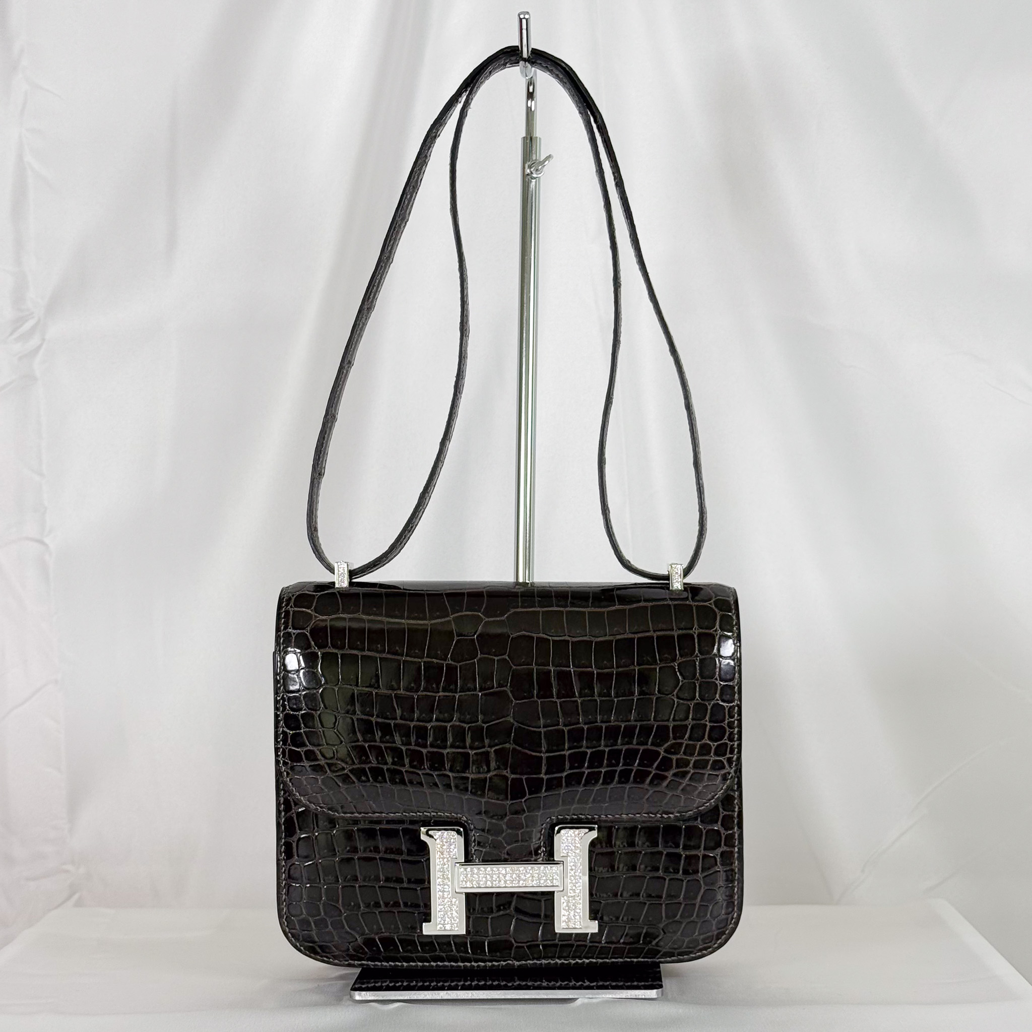 Hermès Constance