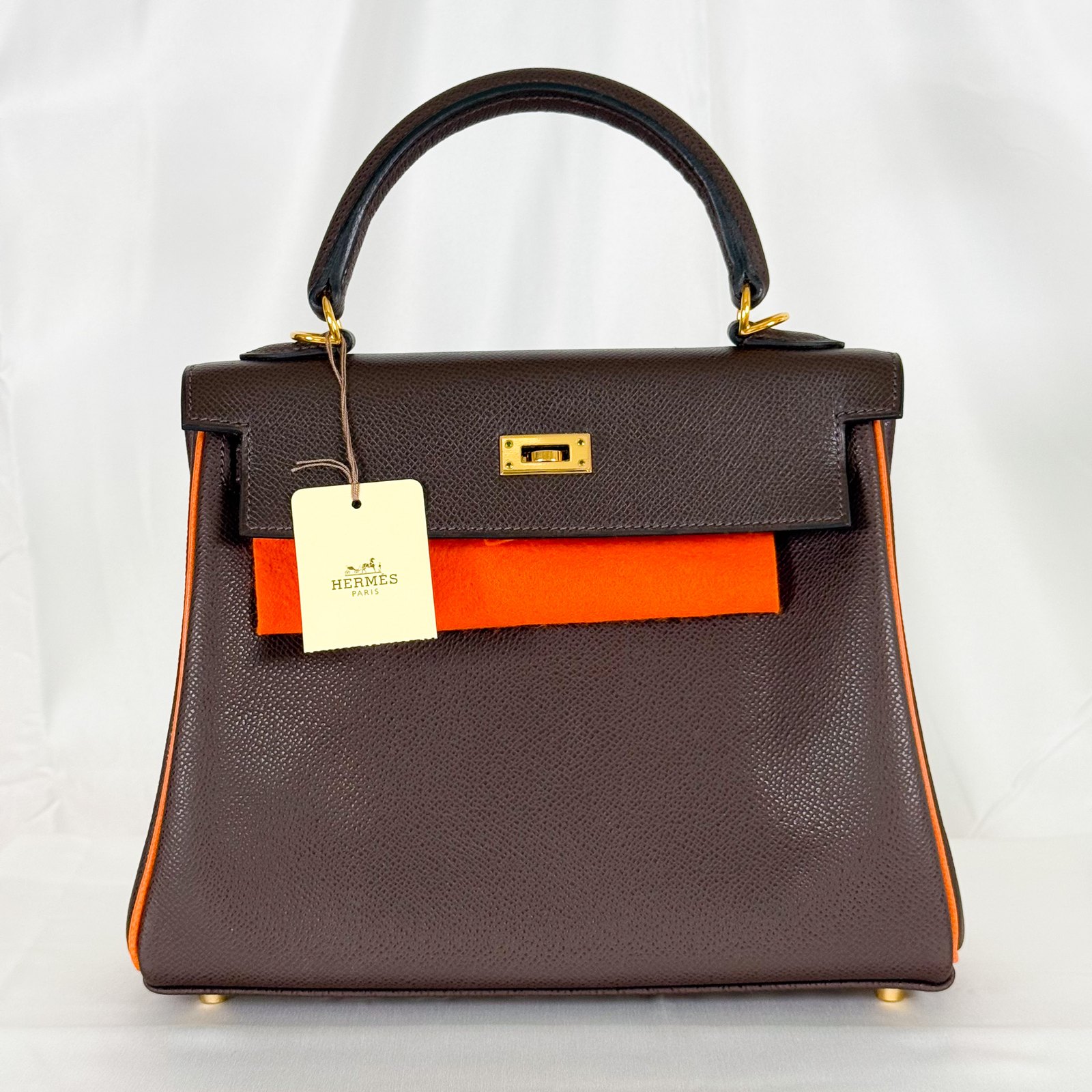 HERMÈS Kelly 25 Brown — Brown Togo Leather, Gold Hardware